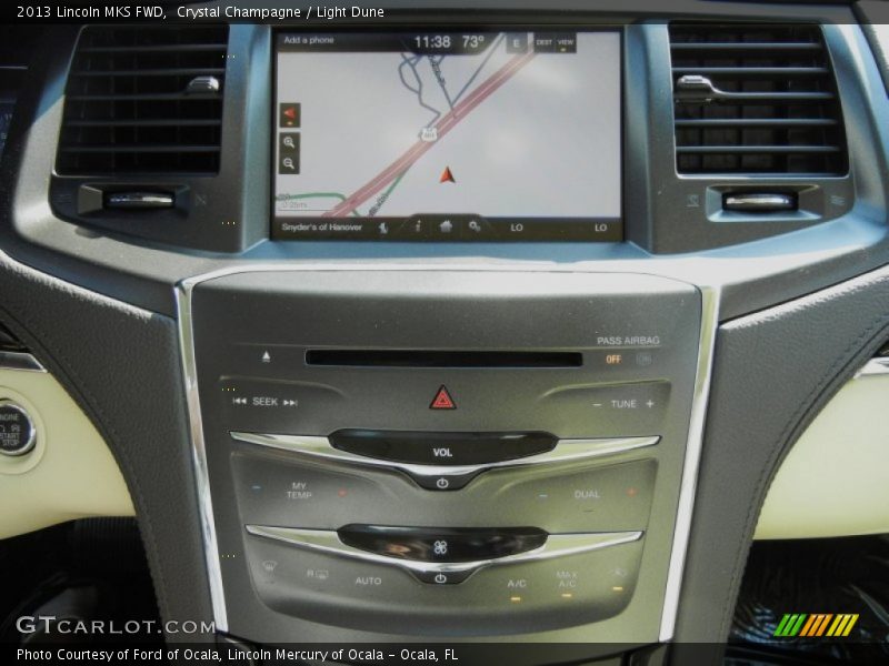 Crystal Champagne / Light Dune 2013 Lincoln MKS FWD
