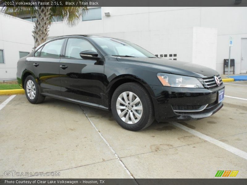 Black / Titan Black 2012 Volkswagen Passat 2.5L S