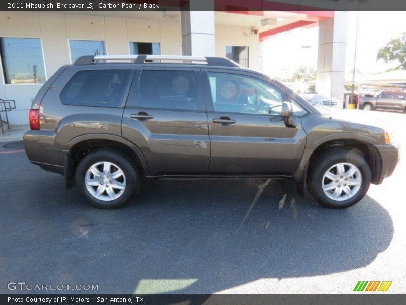 Carbon Pearl / Black 2011 Mitsubishi Endeavor LS