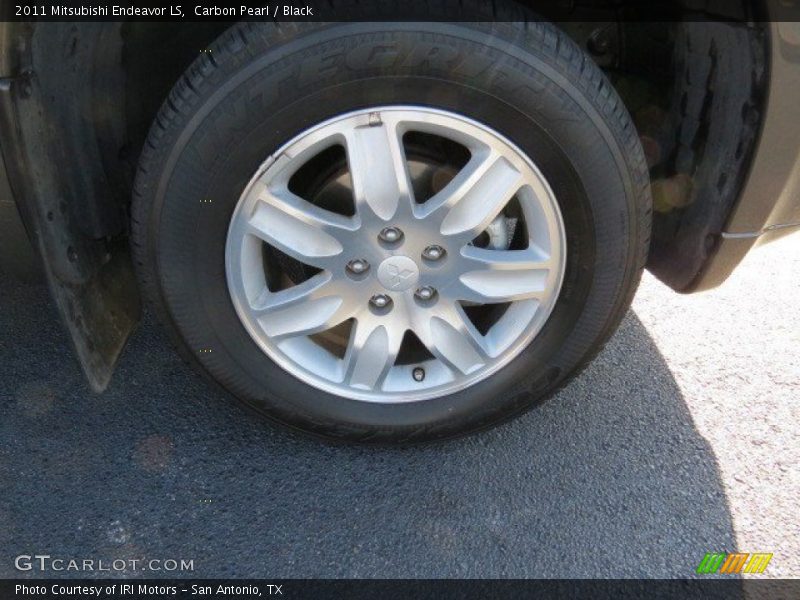 Carbon Pearl / Black 2011 Mitsubishi Endeavor LS