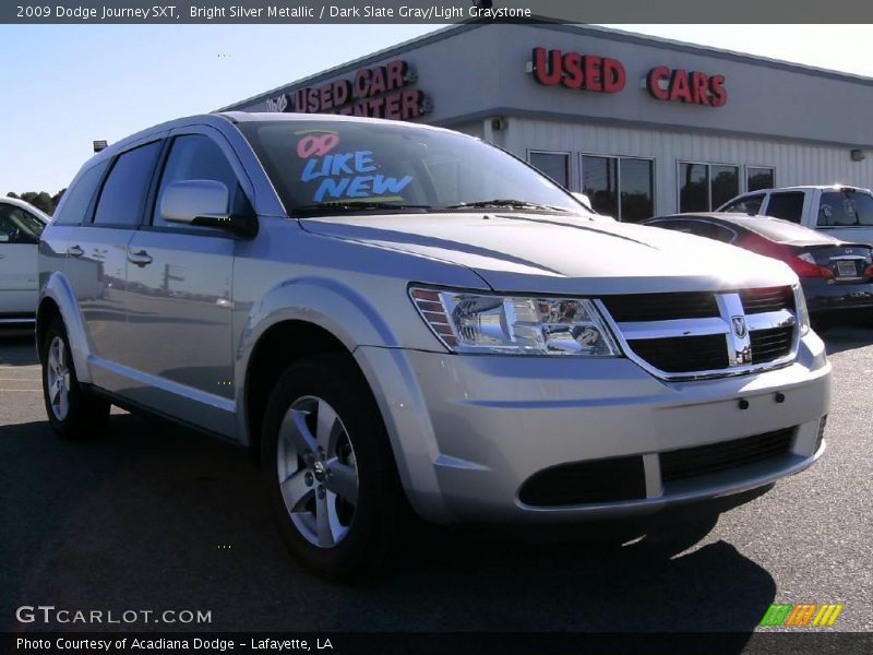 Bright Silver Metallic / Dark Slate Gray/Light Graystone 2009 Dodge Journey SXT