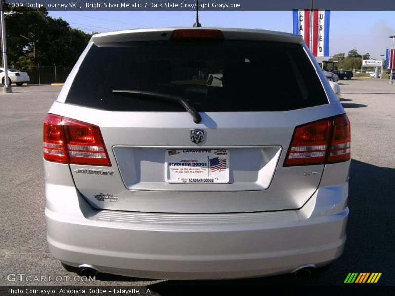 Bright Silver Metallic / Dark Slate Gray/Light Graystone 2009 Dodge Journey SXT