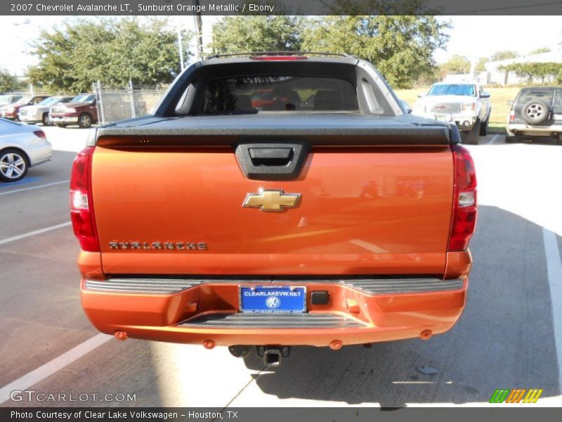 Sunburst Orange Metallic / Ebony 2007 Chevrolet Avalanche LT