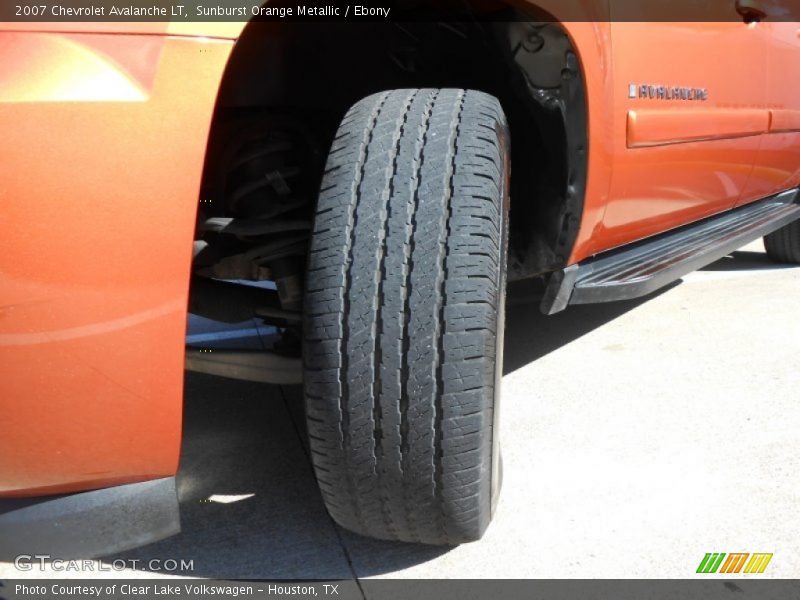 Sunburst Orange Metallic / Ebony 2007 Chevrolet Avalanche LT