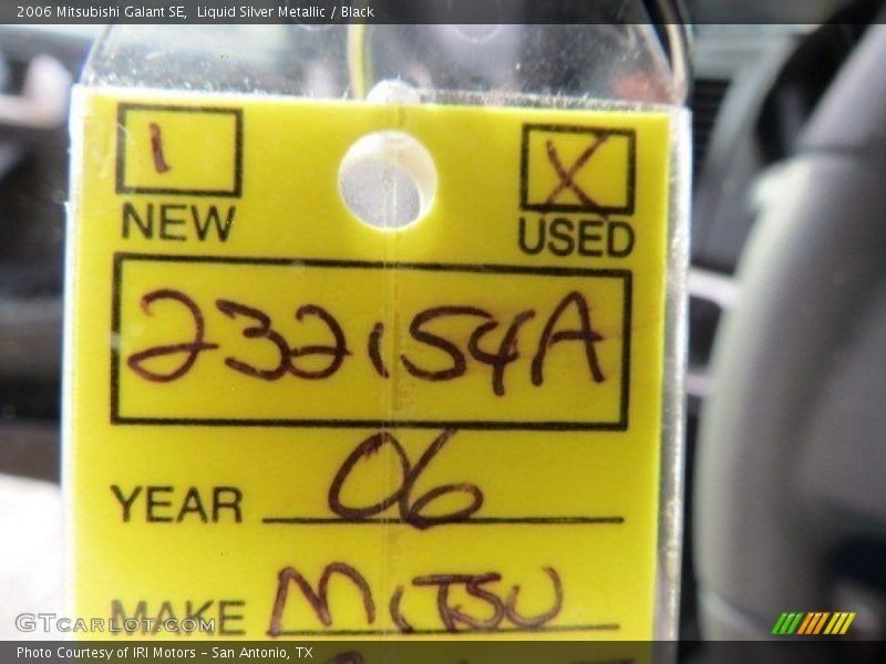 Liquid Silver Metallic / Black 2006 Mitsubishi Galant SE