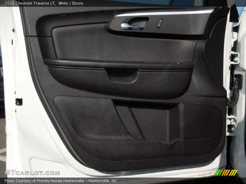 White / Ebony 2012 Chevrolet Traverse LT