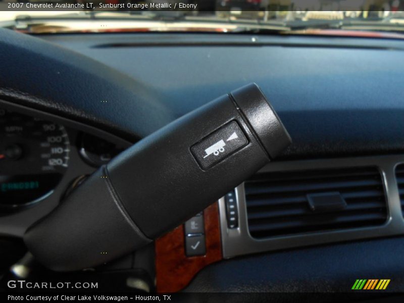 Sunburst Orange Metallic / Ebony 2007 Chevrolet Avalanche LT