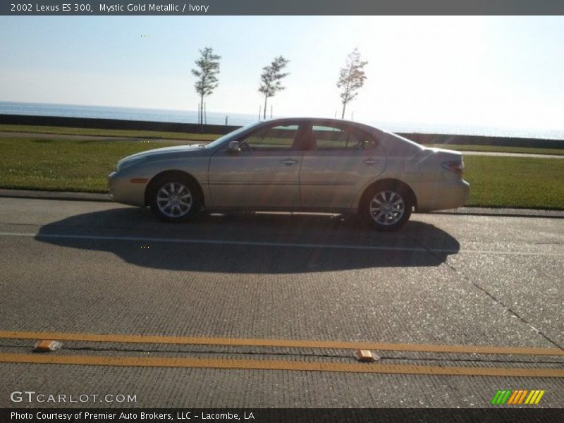 Mystic Gold Metallic / Ivory 2002 Lexus ES 300