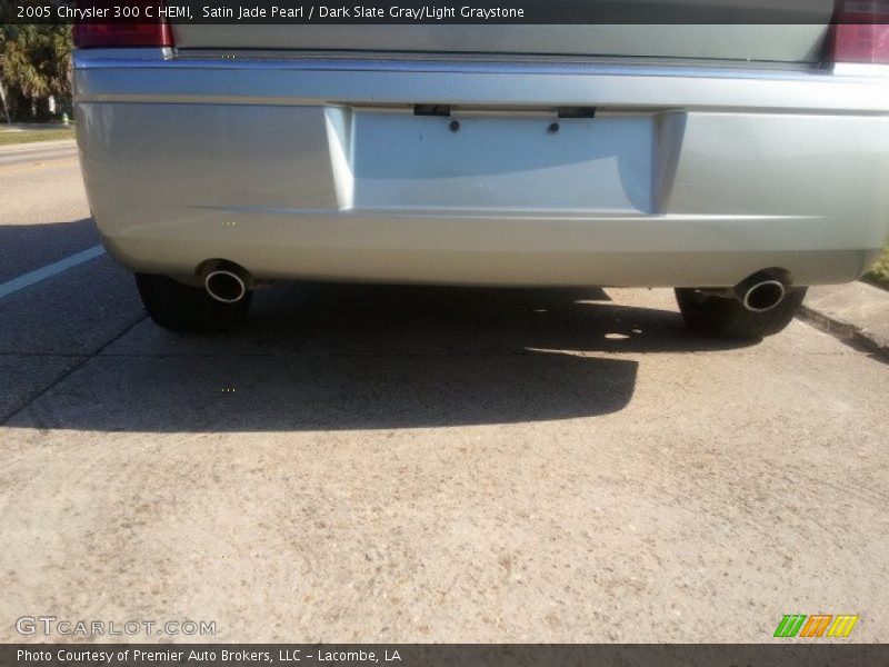 Satin Jade Pearl / Dark Slate Gray/Light Graystone 2005 Chrysler 300 C HEMI