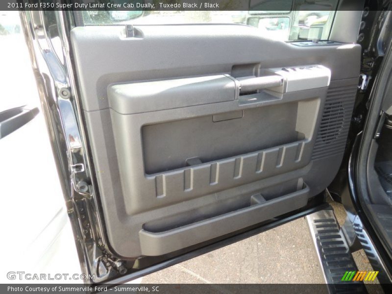 Tuxedo Black / Black 2011 Ford F350 Super Duty Lariat Crew Cab Dually