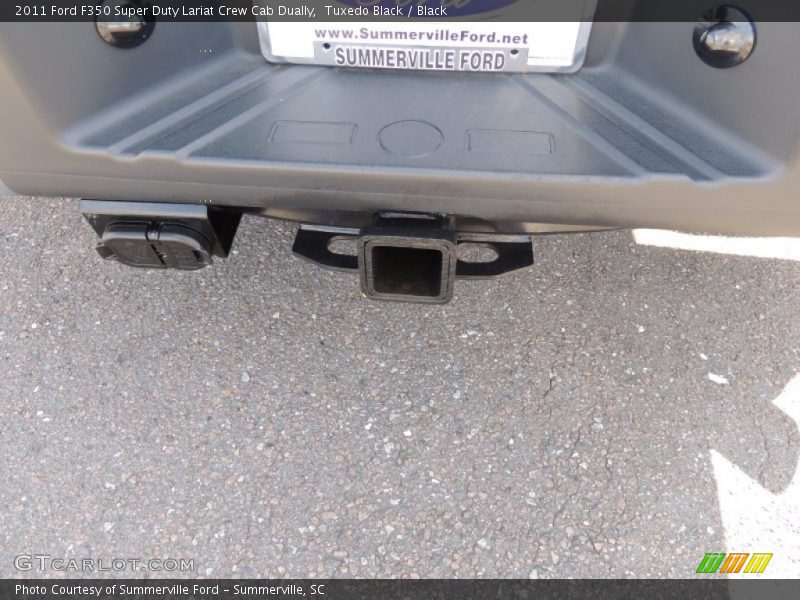 Tuxedo Black / Black 2011 Ford F350 Super Duty Lariat Crew Cab Dually