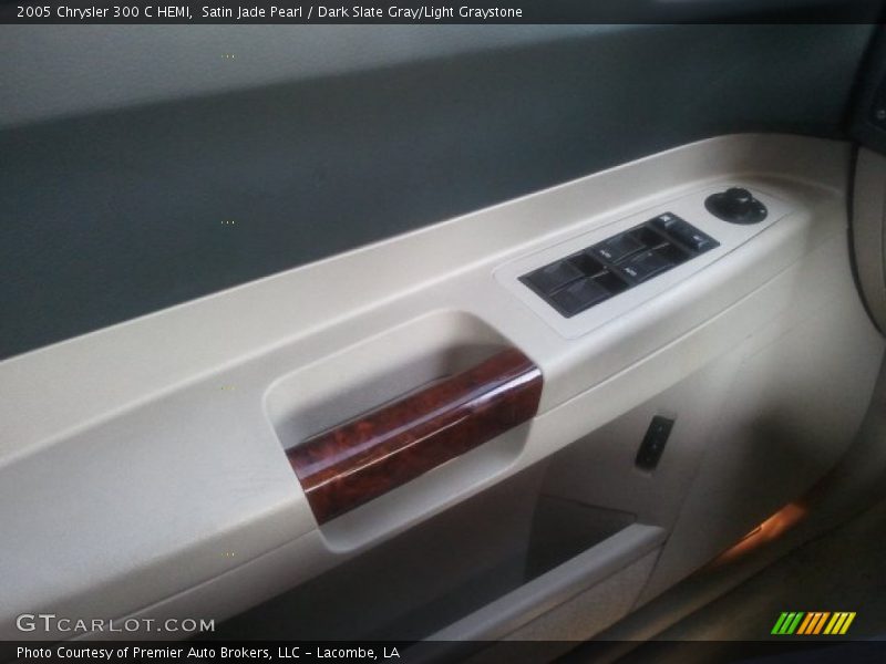 Satin Jade Pearl / Dark Slate Gray/Light Graystone 2005 Chrysler 300 C HEMI