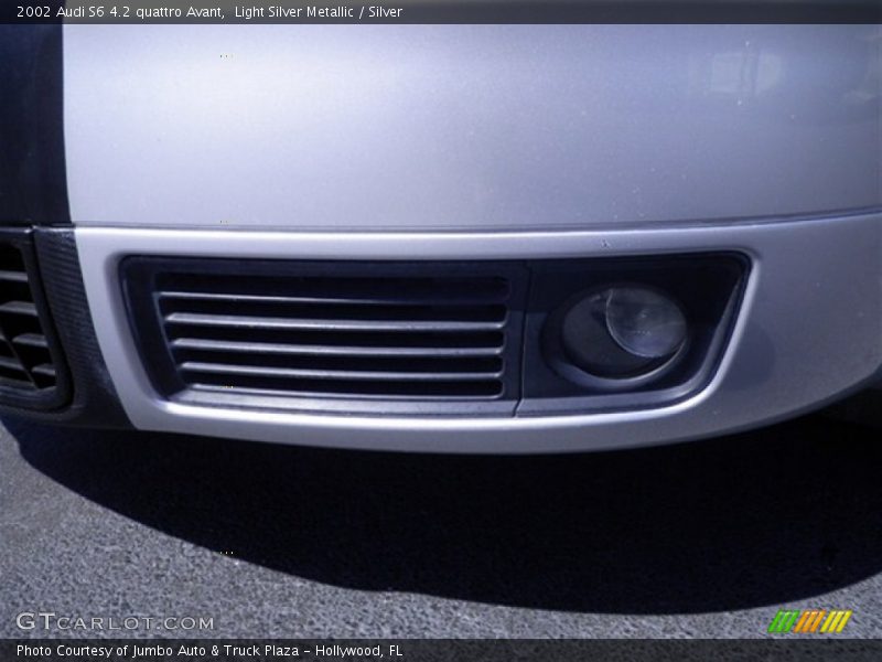 Light Silver Metallic / Silver 2002 Audi S6 4.2 quattro Avant