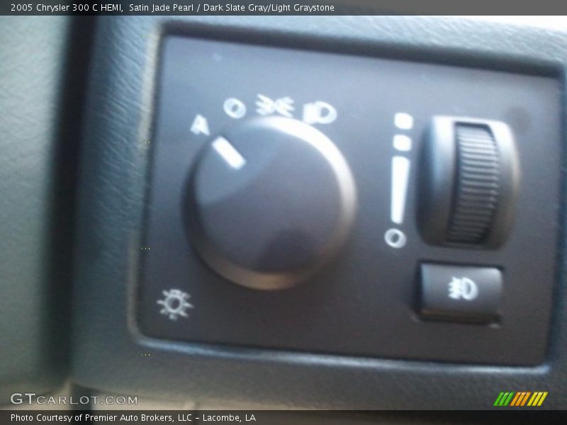 Satin Jade Pearl / Dark Slate Gray/Light Graystone 2005 Chrysler 300 C HEMI