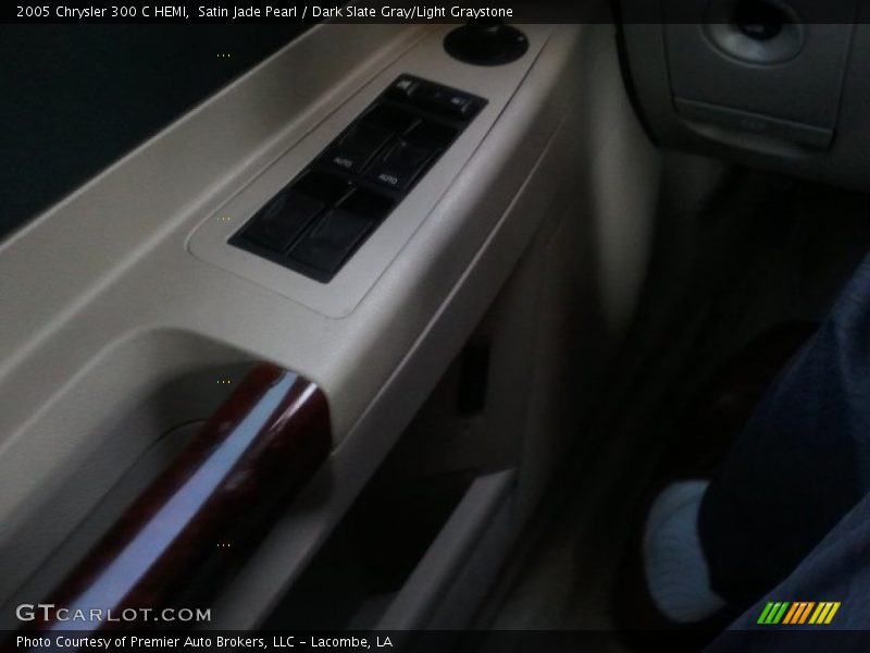 Satin Jade Pearl / Dark Slate Gray/Light Graystone 2005 Chrysler 300 C HEMI