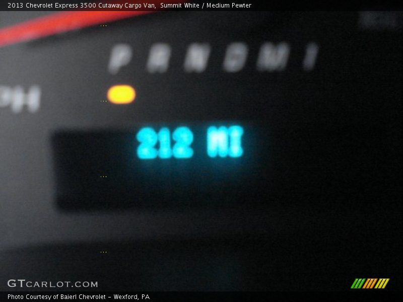 Summit White / Medium Pewter 2013 Chevrolet Express 3500 Cutaway Cargo Van