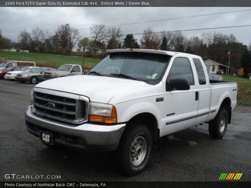 Oxford White / Denim Blue 1999 Ford F250 Super Duty XL Extended Cab 4x4