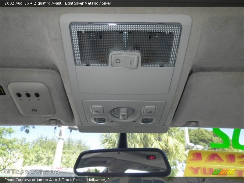 Controls of 2002 S6 4.2 quattro Avant