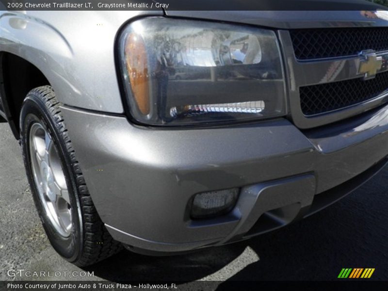 Graystone Metallic / Gray 2009 Chevrolet TrailBlazer LT