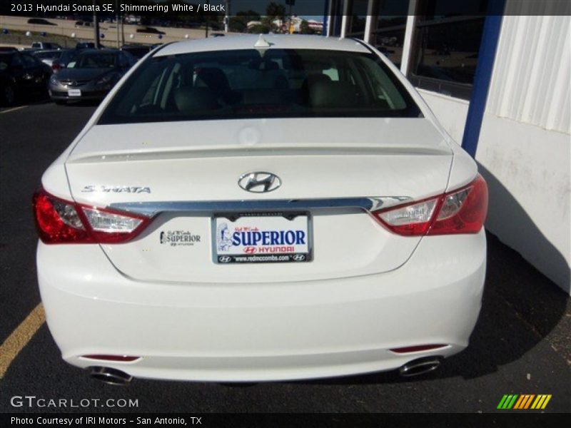 Shimmering White / Black 2013 Hyundai Sonata SE