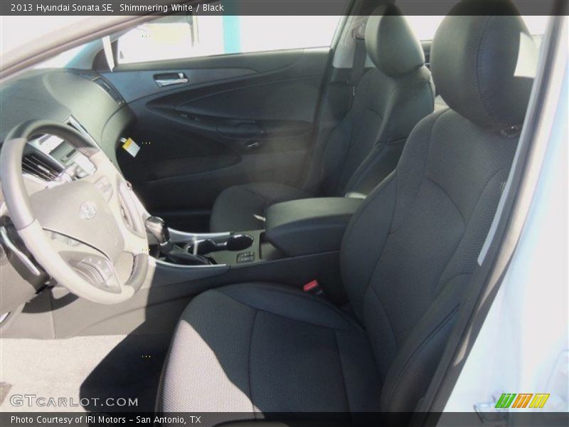 Shimmering White / Black 2013 Hyundai Sonata SE
