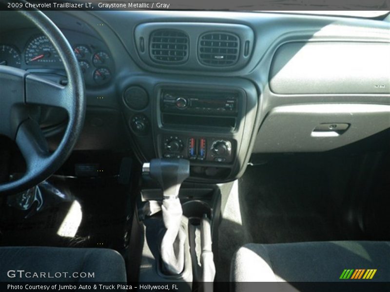 Graystone Metallic / Gray 2009 Chevrolet TrailBlazer LT