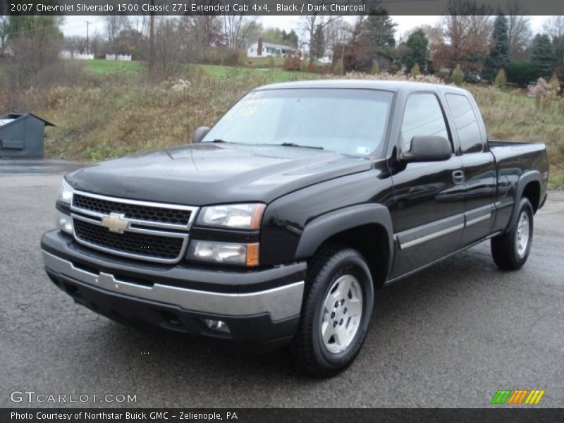 Black / Dark Charcoal 2007 Chevrolet Silverado 1500 Classic Z71 Extended Cab 4x4