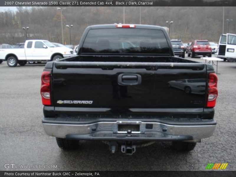 Black / Dark Charcoal 2007 Chevrolet Silverado 1500 Classic Z71 Extended Cab 4x4