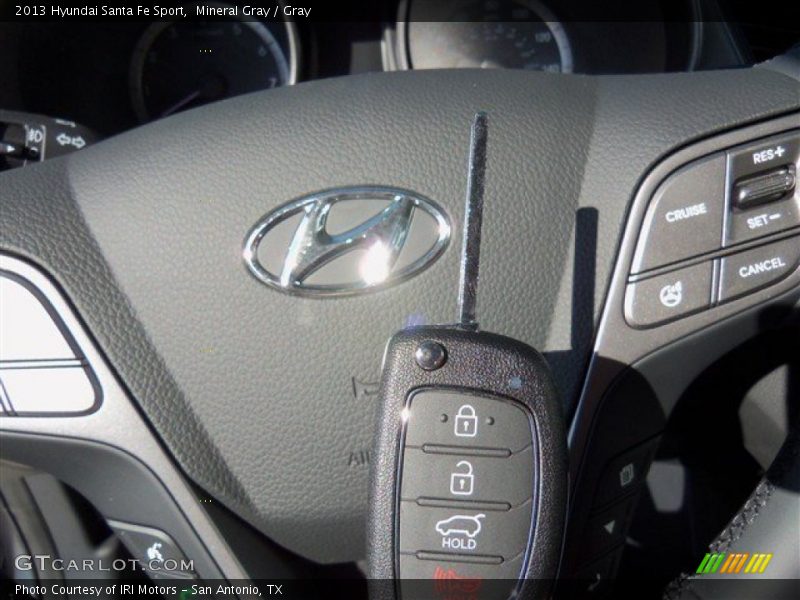 Mineral Gray / Gray 2013 Hyundai Santa Fe Sport