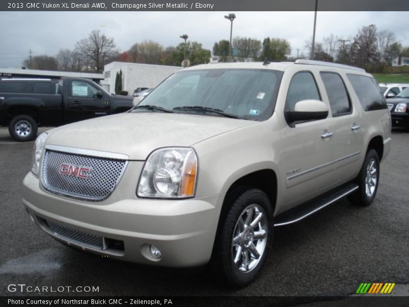 Champagne Silver Metallic / Ebony 2013 GMC Yukon XL Denali AWD