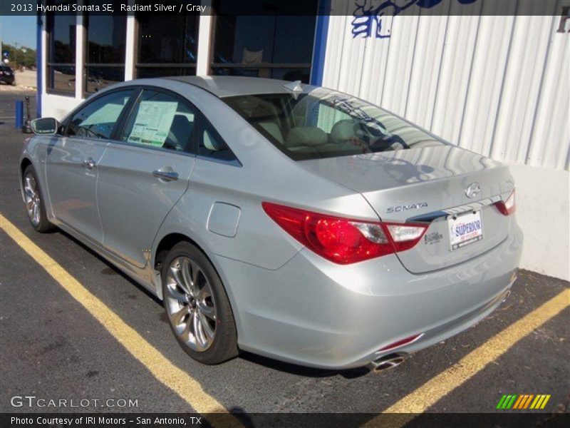 Radiant Silver / Gray 2013 Hyundai Sonata SE