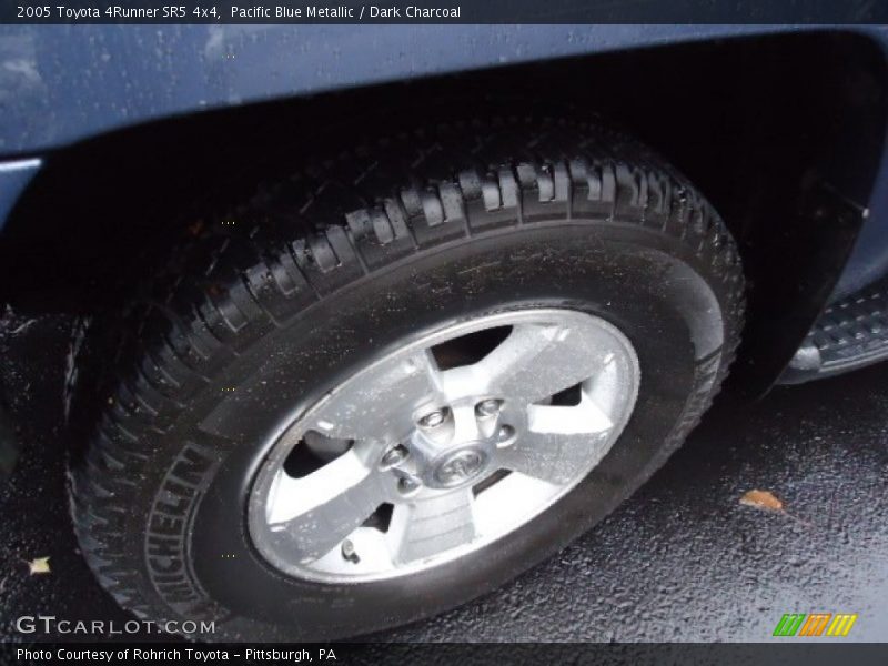 Pacific Blue Metallic / Dark Charcoal 2005 Toyota 4Runner SR5 4x4