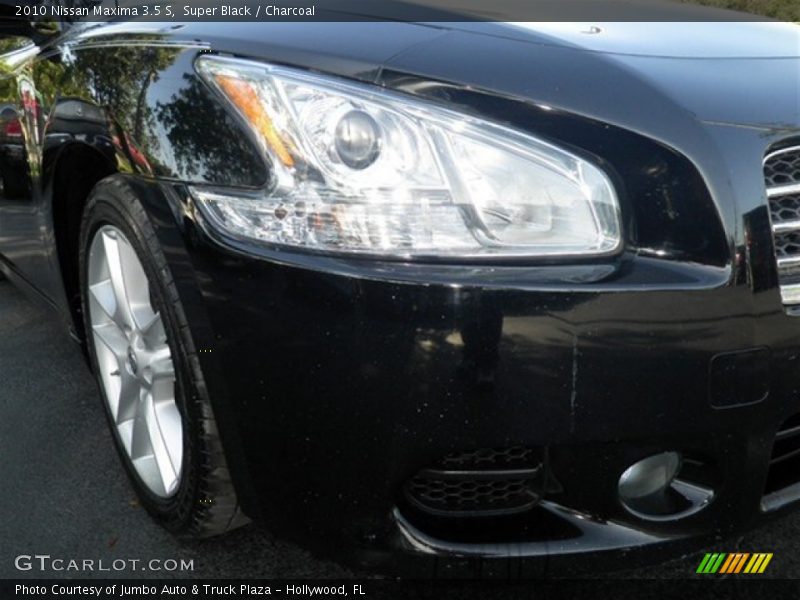 Super Black / Charcoal 2010 Nissan Maxima 3.5 S