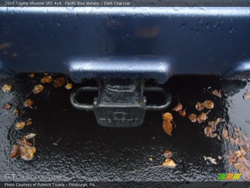 Pacific Blue Metallic / Dark Charcoal 2005 Toyota 4Runner SR5 4x4