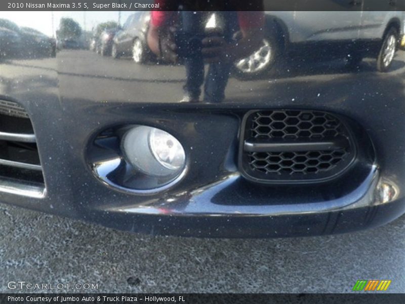 Super Black / Charcoal 2010 Nissan Maxima 3.5 S