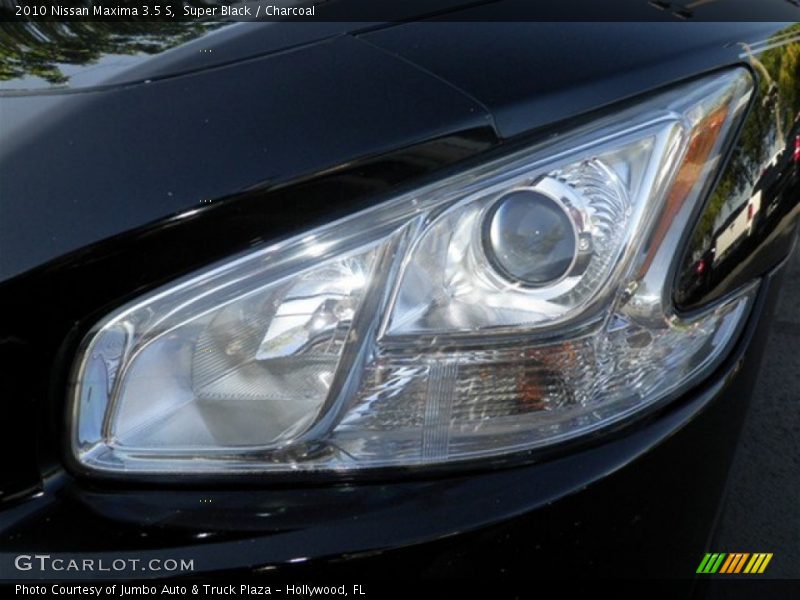 Super Black / Charcoal 2010 Nissan Maxima 3.5 S