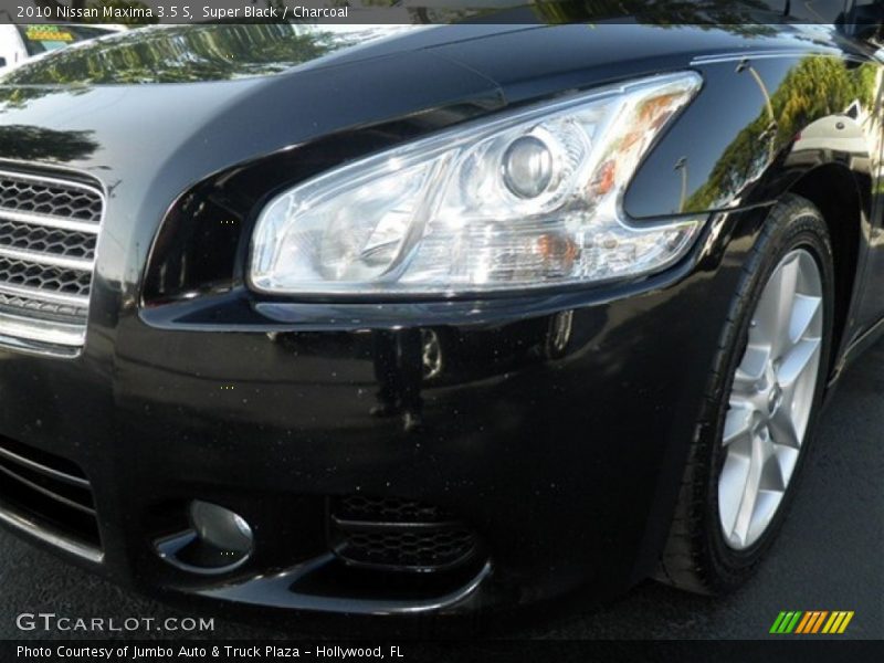 Super Black / Charcoal 2010 Nissan Maxima 3.5 S