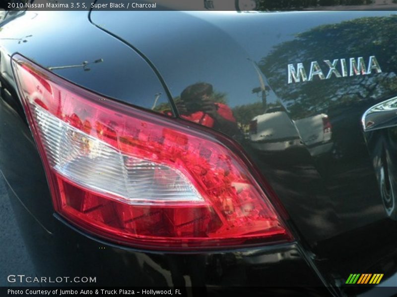 Super Black / Charcoal 2010 Nissan Maxima 3.5 S