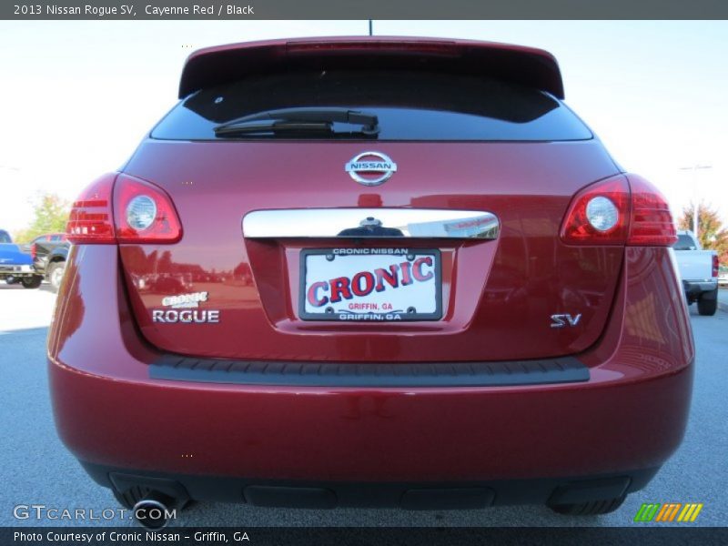 Cayenne Red / Black 2013 Nissan Rogue SV