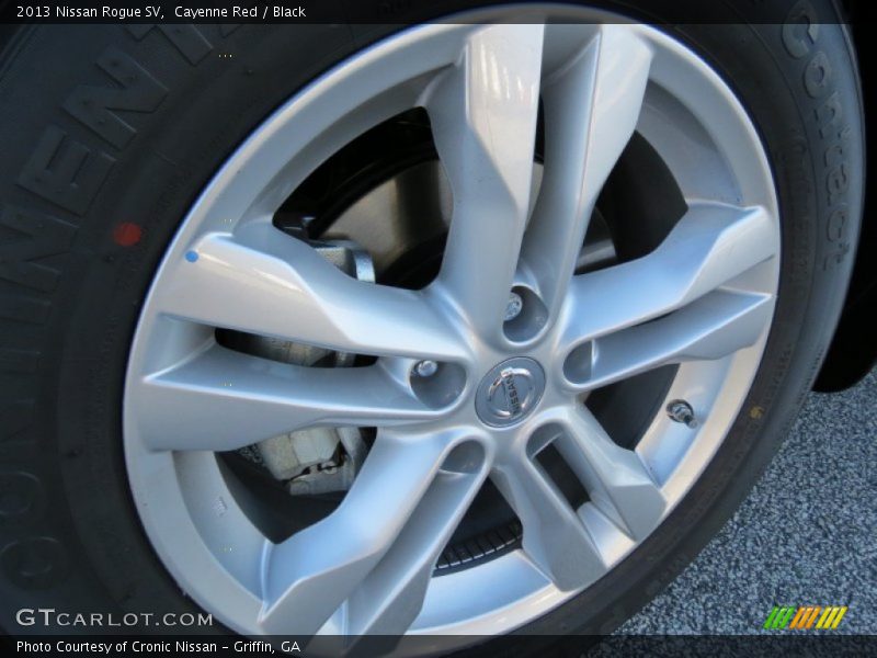 Cayenne Red / Black 2013 Nissan Rogue SV