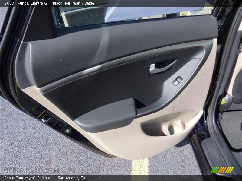 Black Noir Pearl / Beige 2013 Hyundai Elantra GT