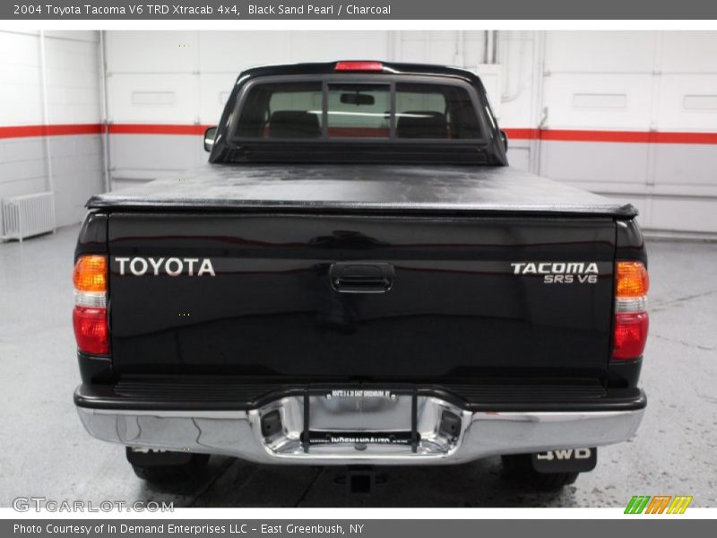 Black Sand Pearl / Charcoal 2004 Toyota Tacoma V6 TRD Xtracab 4x4