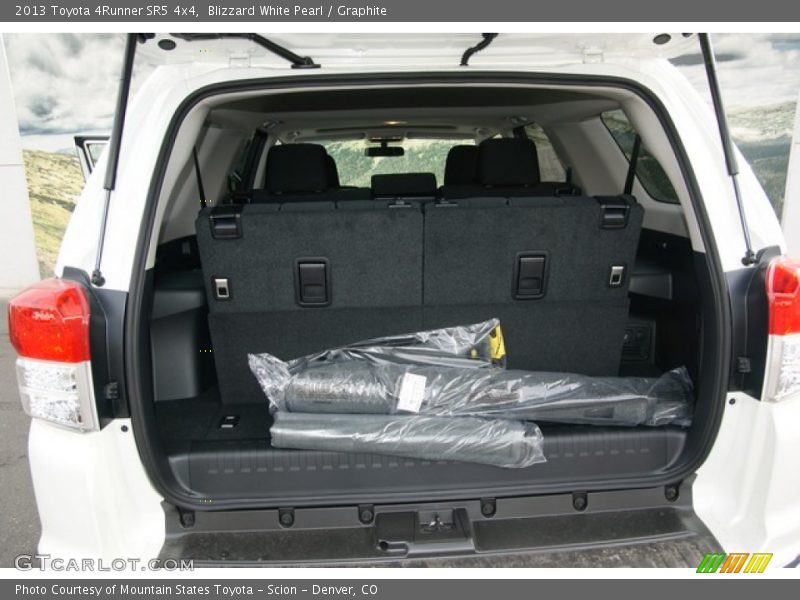 Blizzard White Pearl / Graphite 2013 Toyota 4Runner SR5 4x4