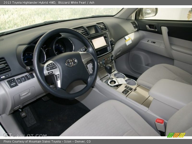 Ash Interior - 2013 Highlander Hybrid 4WD 