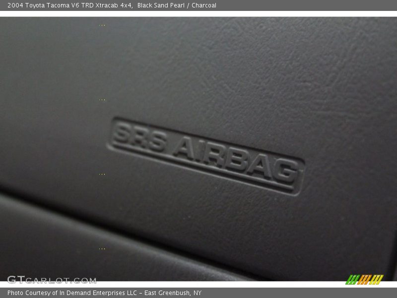 Black Sand Pearl / Charcoal 2004 Toyota Tacoma V6 TRD Xtracab 4x4