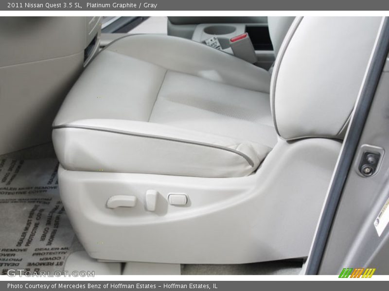 Rear Seat of 2011 Quest 3.5 SL