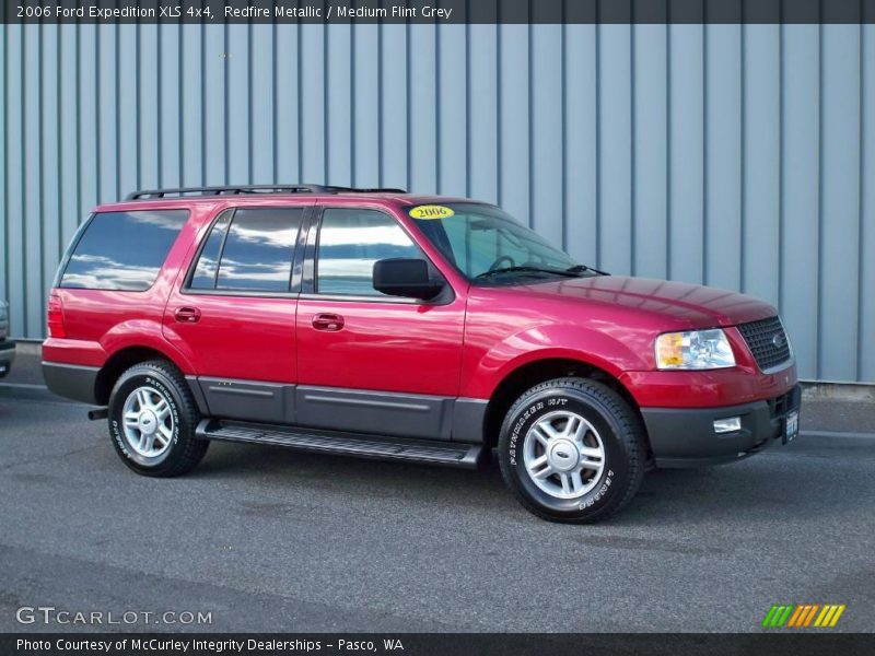 Redfire Metallic / Medium Flint Grey 2006 Ford Expedition XLS 4x4