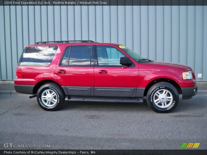 Redfire Metallic / Medium Flint Grey 2006 Ford Expedition XLS 4x4