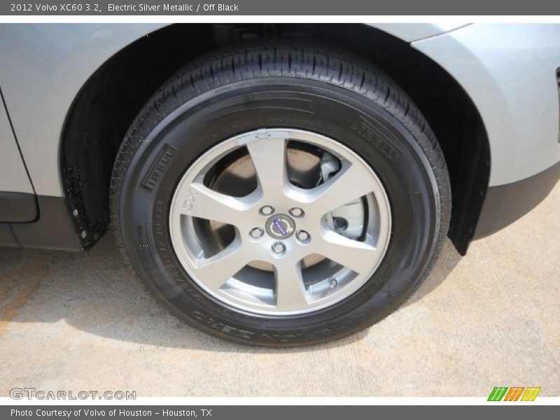 Electric Silver Metallic / Off Black 2012 Volvo XC60 3.2