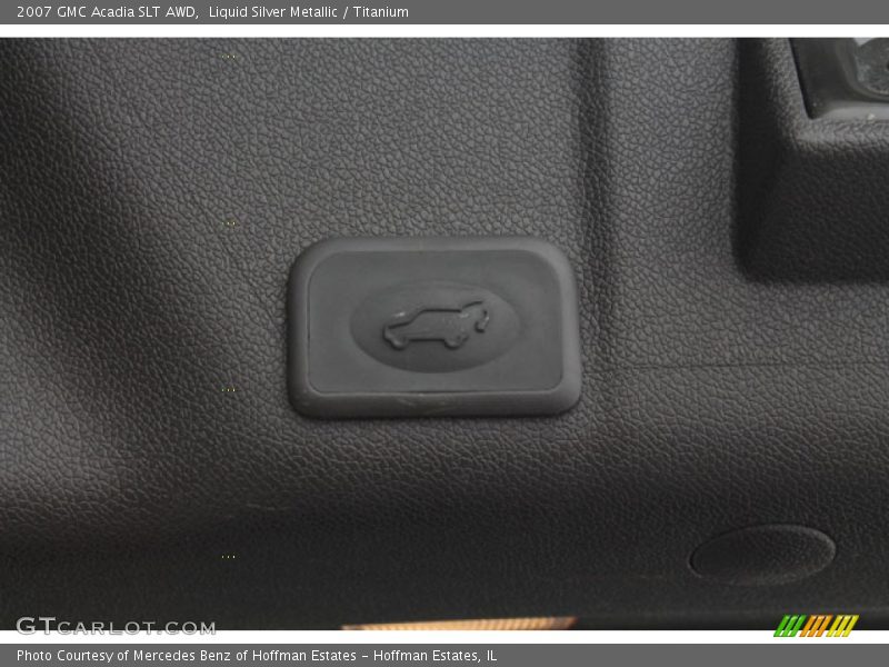Liquid Silver Metallic / Titanium 2007 GMC Acadia SLT AWD